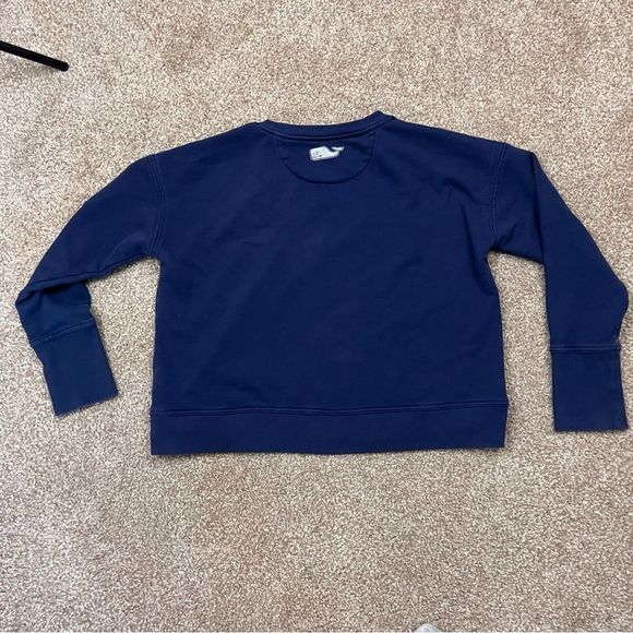 Vineyard Vines Crewneck Sweatshirt - Picture 6 of 6